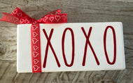 XOXO Tiered Stand Sign